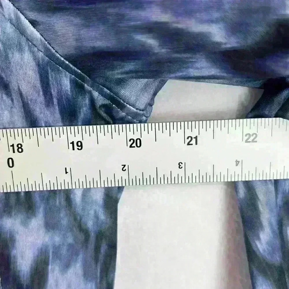 Born Outdoor Women’s Jacket Size Small Blue Zip Front Lightweight Long Sleeve - Picture 8 of 9